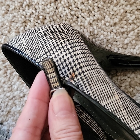 Black & Tan high heels - Picture 5 of 5